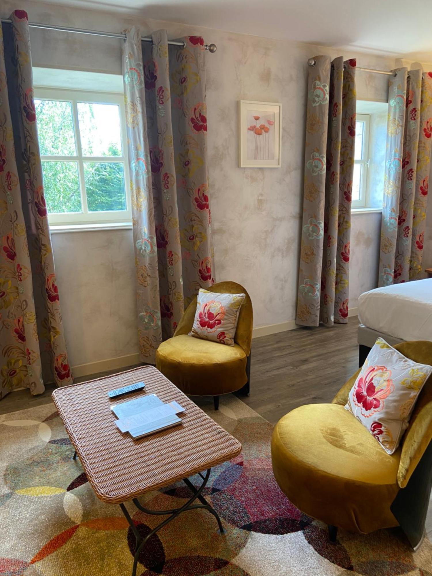 Villefranche-sur-Saône Demeures Et Chateaux L'Abbaye Caladoise - Anciennement Hostellerie Ferme Du Poulet חדר תמונה